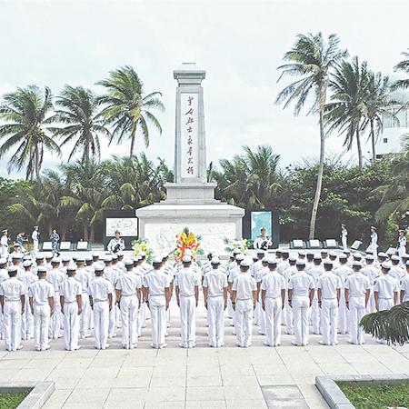 清明節(jié)，全軍官兵通過多種形式祭奠緬懷革命先烈